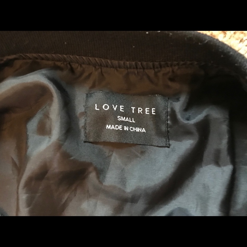 Black zip up jacket from Love Tree - Picture 2 of 3